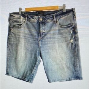 Women’s Athletic Denim-Style Shorts - Light Blue